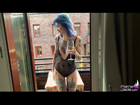 ❤️ Ragazza tremenda chì succhia cù una bocca è cazzo appassionatamente sottu à u celu apertu ❤️❌ Pornografia russa à co.xxxhdporn.ru ❌❤